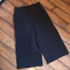 Lululemon Black Wide Leg Crops